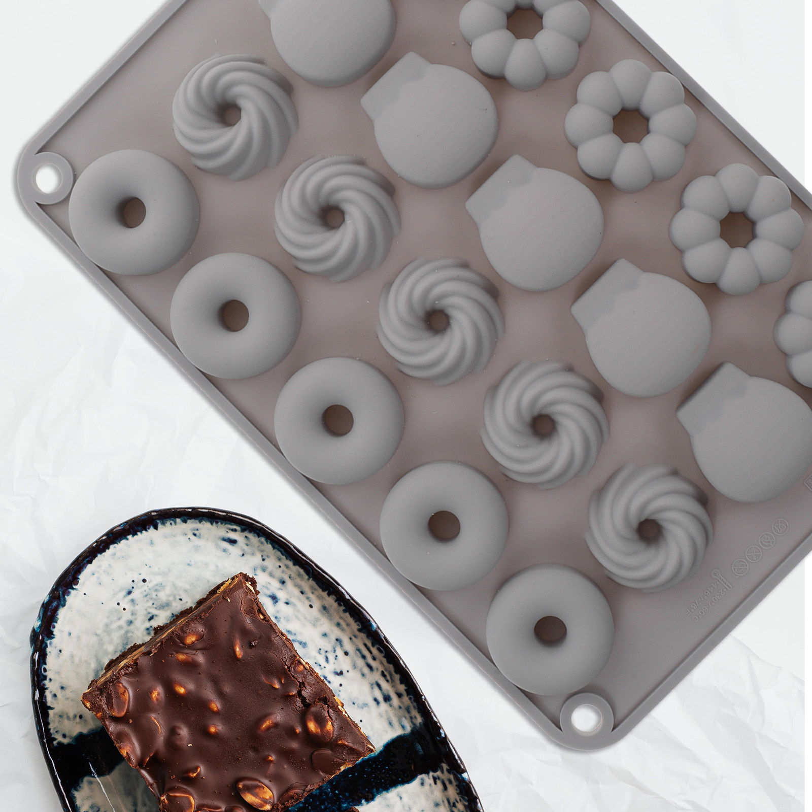 ミニチョコレートドーナツシリコンモールド ノンスティック 簡 - Donut Mold Silicone のレビューと価格
