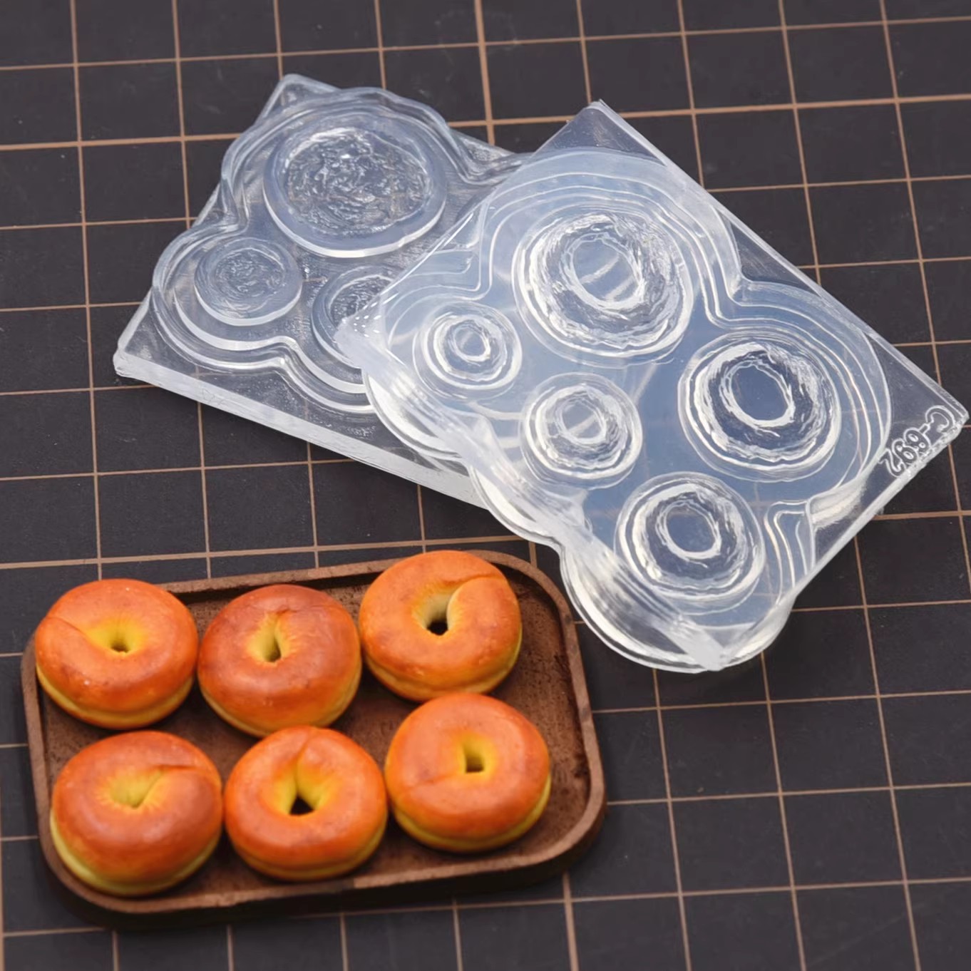 ポリマークレイミニ 3D ベーグルパンシリコーン型人形フィギ - Donut Mold Silicone のレビューと価格